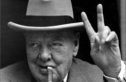 Cựu Thủ tướng Anh Churchill đã muốn cải sang đạo Hồi