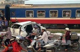 Tai nạn tàu hoả thảm khốc ở Thường Tín là do lái xe bất cẩn