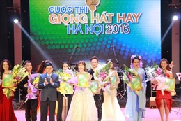 Nguyễn Thị Thu Thủy đoạt giải nhất Giọng hát hay Hà Nội 2016 