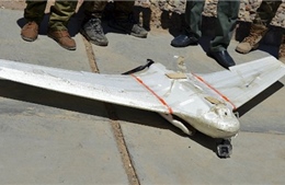 Vũ khí điện tử Mỹ bắn hạ máy bay không người lái của IS