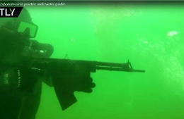 Xem đặc nhiệm Nga chiến đấu dưới nước
