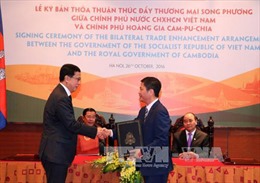 Ký thỏa thuận thúc đẩy thương mại Việt Nam-Campuchia