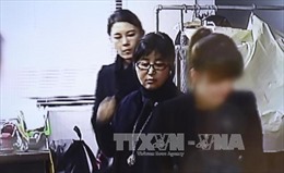 Bí ẩn xung quanh người bạn thân khiến bà Park Geun Hye điêu đứng