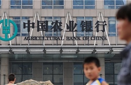 Mỹ phạt ngân hàng Trung Quốc 215 triệu USD 