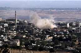 Israel tấn công Syria sau vụ bắn rocket vào cao nguyên Golan