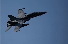 Hai chiến đấu cơ F-18 Mỹ va chạm trên Thái Bình Dương