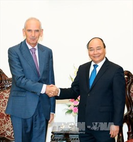 Thủ tướng Nguyễn Xuân Phúc tiếp các Đại sứ sang nhận nhiệm vụ 