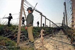Pakistan cáo buộc Ấn Độ nã pháo qua biên giới gây thương vong