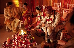 Mùa cưới Ấn Độ "nóng" vì quy định mới