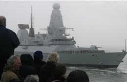 Không kích hoạt được vũ khí, tàu chiến Anh rời tập trận với NATO