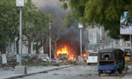 Bom xe phát nổ tại Somali: Hàng chục người thương vong 