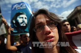 Sinh viên Cuba tuần hành tưởng niệm Lãnh tụ Fidel Castro