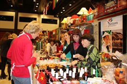 Việt Nam tham gia Hội chợ Giáng sinh từ thiện Praha 2016
