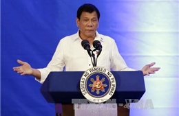 Tổng thống Duterte chỉ trích những đe dọa của Phương Tây 