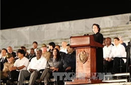 Phát biểu của Chủ tịch Quốc hội tại lễ tưởng niệm lãnh tụ Fidel Castro