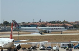 Máy bay Qatar Airways phải hạ cánh khẩn cấp