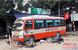 Nhân viên xe buýt bị... xe buýt cuốn vào gầm tử vong