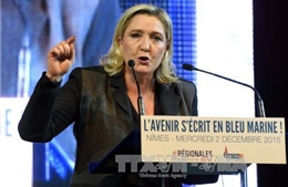 Bà Le Pen: Ngừng giáo dục miễn phí cho con cái người nhập cư trái phép