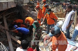 Tổng thống Indonesia thị sát công tác khắc phục hậu quả động đất 