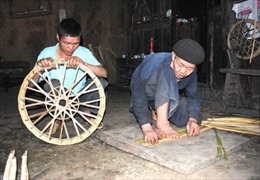 Nguy cơ mai một nghề đan lát của đồng bào Cờ Lao 