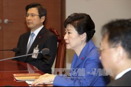 Tổng thống Hàn Quốc bị đình chỉ mọi quyền lực