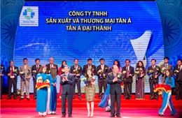 Tân Á Đại Thành "bội thu" giải thưởng dịp cuối năm 2016