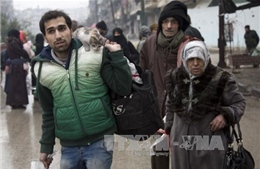 Hoãn hoạt động sơ tán dân thường và quân nổi dậy khỏi Aleppo