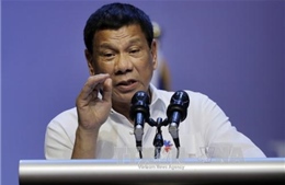 Tổng thống Philippines "gạt sang một bên" phán quyết về Biển Đông 