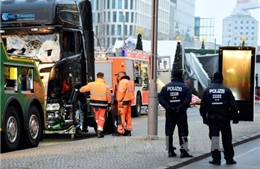 Nghi phạm thực sự khủng bố xe tải ở Đức chưa bị bắt và có vũ khí