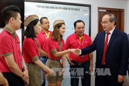 Chủ tịch Mặt trận Tổ quốc thăm Công ty Cổ phần Hàng không Vietjet