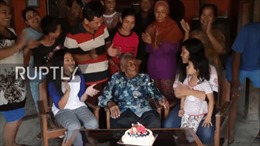 Cụ ông già nhất thế giới sống &#39;vắt&#39; qua 3 thế kỷ, mừng sinh nhật thứ 146