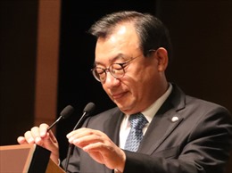 Cựu chủ tịch rút khỏi đảng Saenuri cầm quyền ở Hàn Quốc