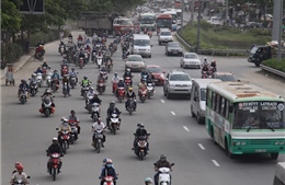 Thành phố Hồ Chí Minh: Người dân ùn ùn trở lại sau nghỉ lễ 