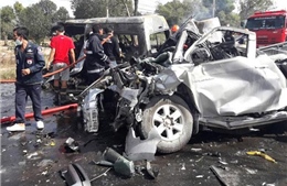 Tai nạn giao thông nghiêm trọng tại Thái Lan, 25 người thiệt mạng