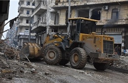 Lặng tiếng súng, người dân Aleppo tìm cách đứng lên từ đổ nát