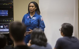 Du hành gia người Mỹ gốc Phi đầu tiên lên ISS