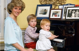 Đấu giá loạt thư của Công nương Diana viết về hai Hoàng tử
