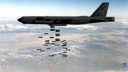 Mỹ tung B-52 dội bom Syria, Nga tố làm 20 thường dân thiệt mạng