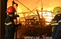 Cơ bản khống chế vụ cháy lớn trong đêm tại Công ty Suzuki Việt Nam