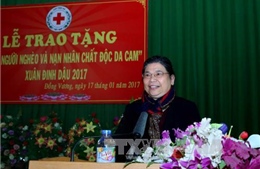 Phó Chủ tịch Thường trực Quốc hội Tòng Thị Phóng thăm, chúc Tết tại tỉnh Bắc Giang 