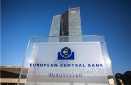 ECB duy trì lãi suất ở mức thấp kỷ lục
