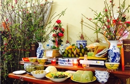 Cúng gia tiên Tất niên gìn giữ mạch nguồn văn hóa gia đình Việt