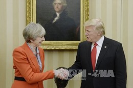 Thủ tướng Anh hài lòng vì ông Trump hứa duy trì quan hệ thương mại vốn có sau Brexit