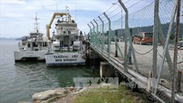 Giải cứu hàng chục hành khách trên thuyền gặp nạn tại Malaysia