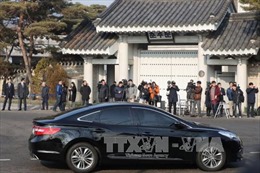 Quyền Tổng thống Hàn Quốc từ chối cho khám xét Nhà Xanh