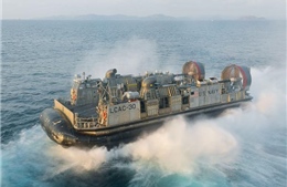 Trung Quốc nhái hàng loạt tàu đổ bộ đệm khí của Hải quân Mỹ