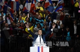 Bầu cử Pháp: Dư luận nghiêng về ứng viên Emmanuel Macron 