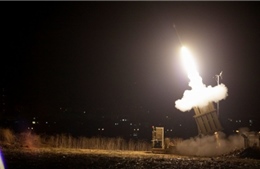 &#39;Vòm sắt&#39; Israel đánh chặn liên tiếp tên lửa phóng từ Ai Cập