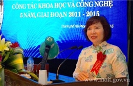 Cổ phần của bà Hồ Thị Kim Thoa tại Điện Quang có từ trước khi làm Thứ trưởng