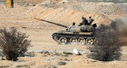 Quân đội Syria áp sát &#39;rốn&#39; dầu, đánh bật IS khỏi sa mạc Homs